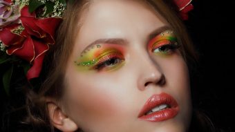 How to Apply Creative Makeup with Photoshop